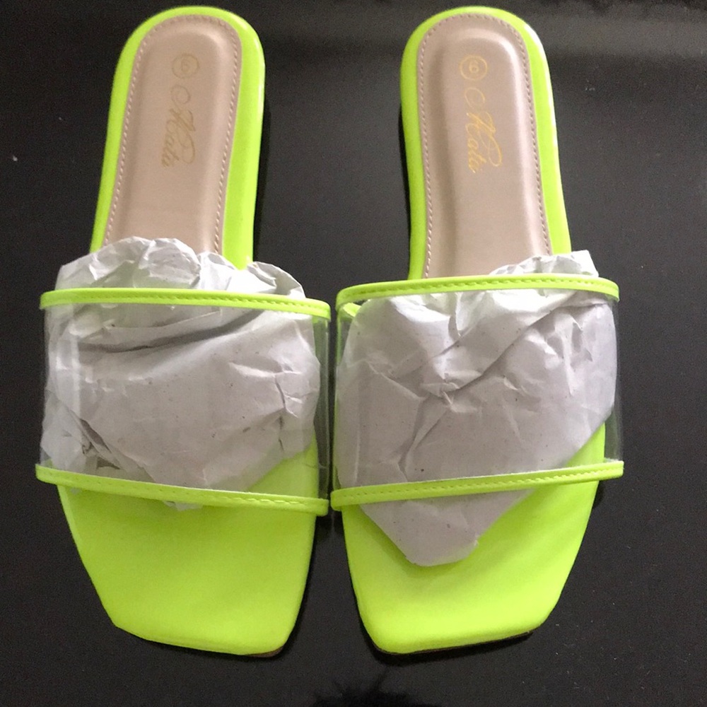 Square-toe Sandal